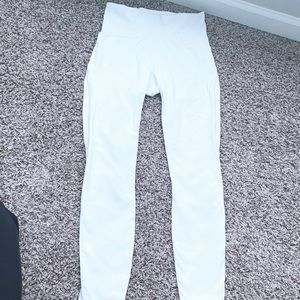white lululemon leggings